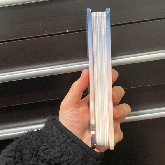 Notebook - Picture 4 of 6